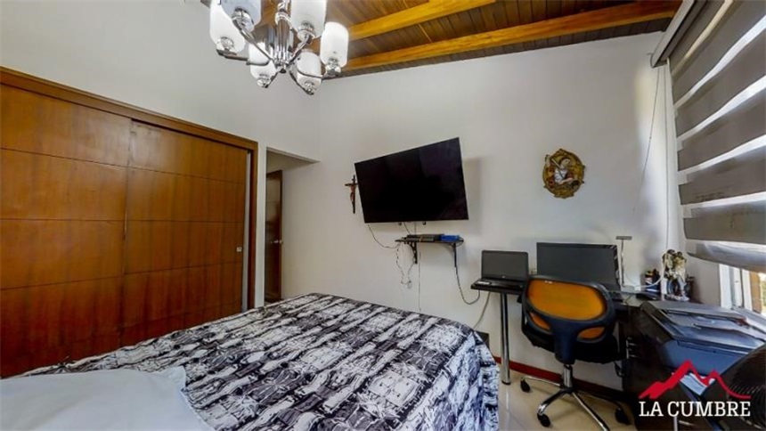 Casa de 4 alcobas en venta en El Poblado, Medellín, 249 m² · foto 21 de 22