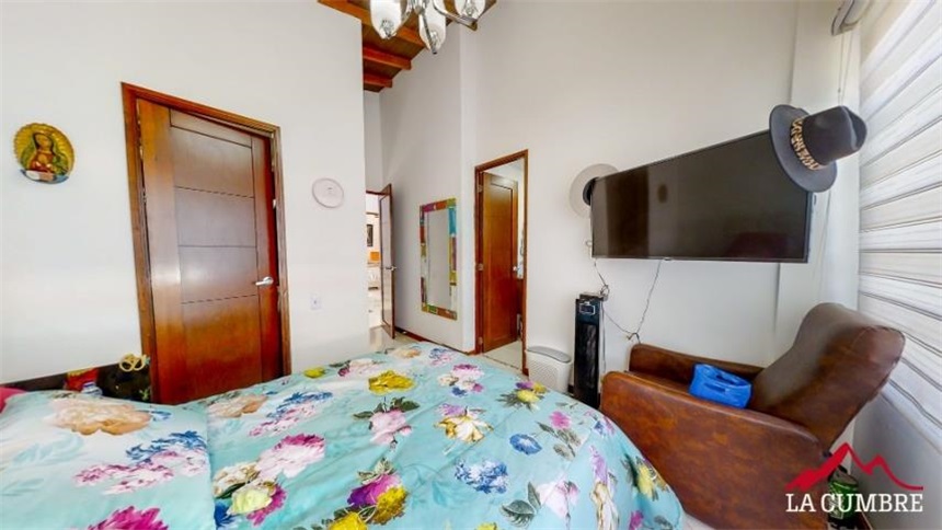 Casa de 4 alcobas en venta en El Poblado, Medellín, 249 m² · foto 17 de 22