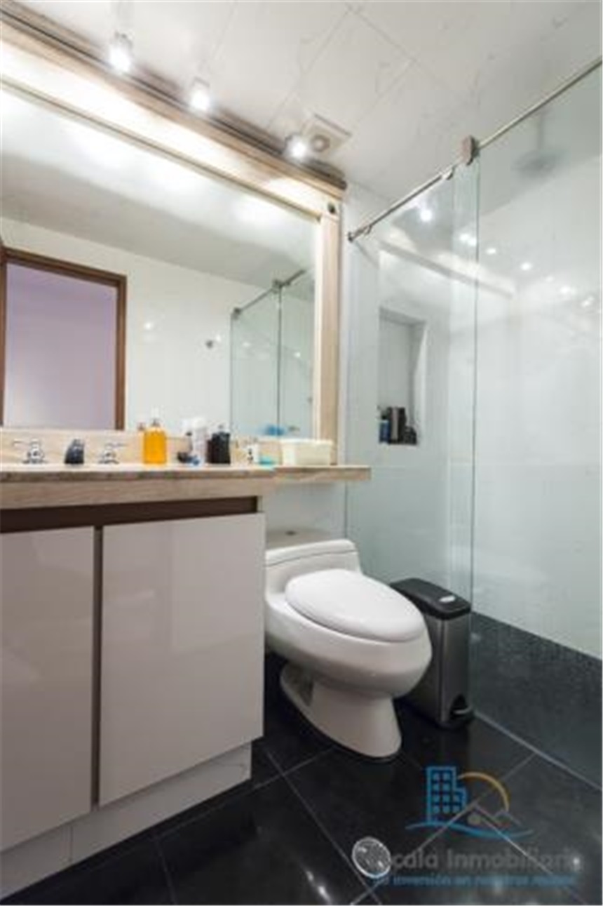 Casa en venta en Colina Campestre, Bogotá · foto 18 de 24