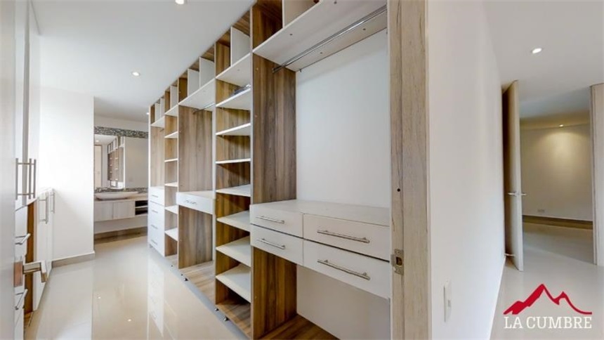 Apartamento en venta en Loma Del Chocho, Envigado · foto 9 de 15