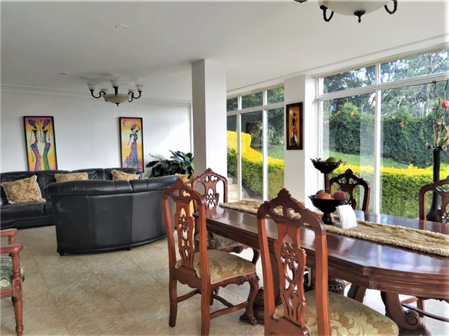 Casa de 5 alcobas en venta en Las Lomas No.1, Medellín, 430 m² · foto 3 de 16