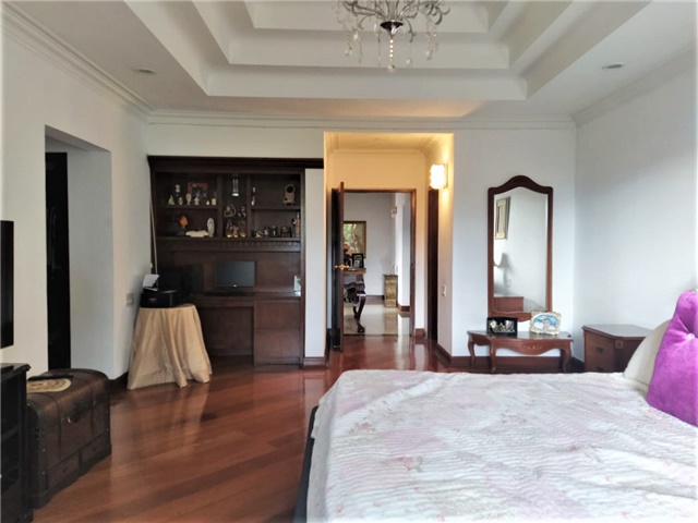 Casa de 5 alcobas en venta en Las Lomas No.1, Medellín, 430 m² · foto 7 de 16
