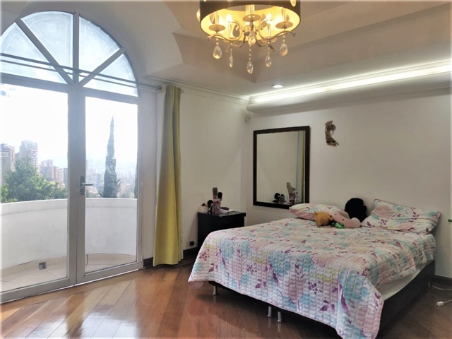 Casa de 5 alcobas en venta en Las Lomas No.1, Medellín, 430 m² · foto 11 de 16