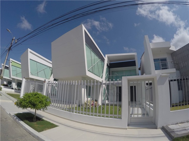 Casa en venta en La Castellana, Montería · foto 2 de 24