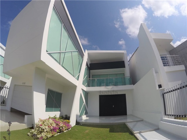 Casa en venta en La Castellana, Montería · foto 4 de 24