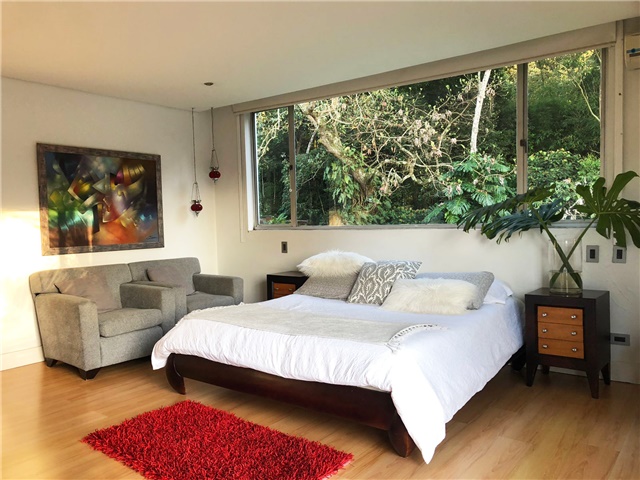Casa de 5 alcobas en venta en El Tesoro, Medellín, 437 m² · foto 12 de 19