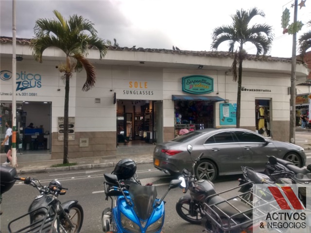 Local en Arriendo - Vista 2