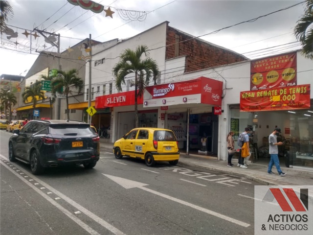 Local en Arriendo - Vista 2