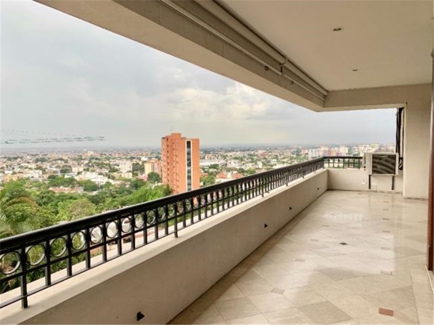 Apartamento en venta en Cristales, Cali · foto 4 de 24