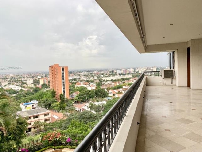 Apartamento en venta en Cristales, Cali · foto 3 de 24