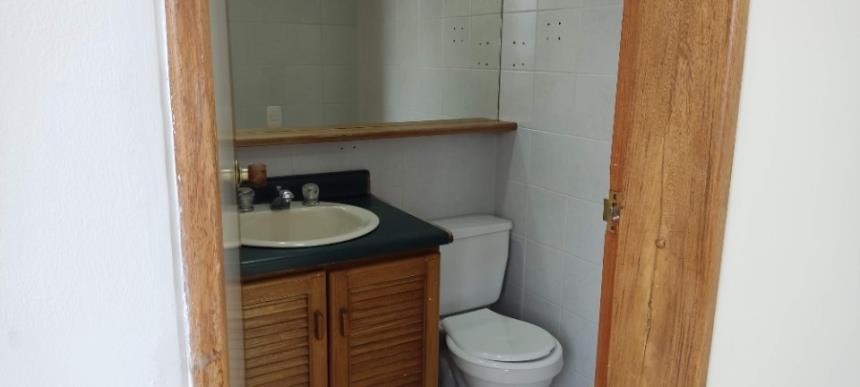 Consultorio en venta en Prado, Medellín, 30 m² · foto 16 de 17