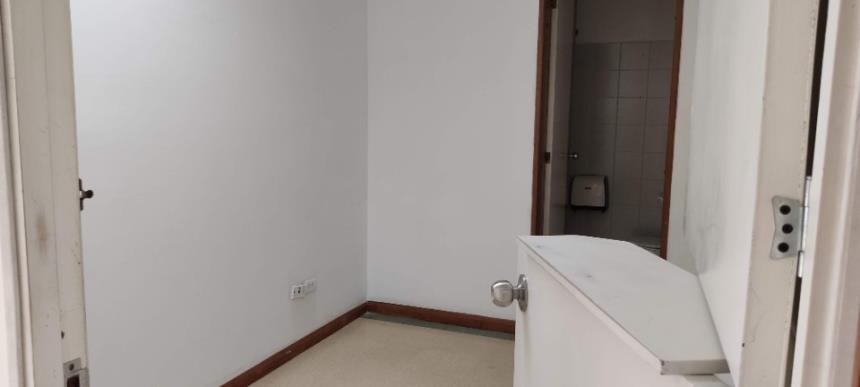 Consultorio en venta en Prado, Medellín, 30 m² · foto 8 de 17