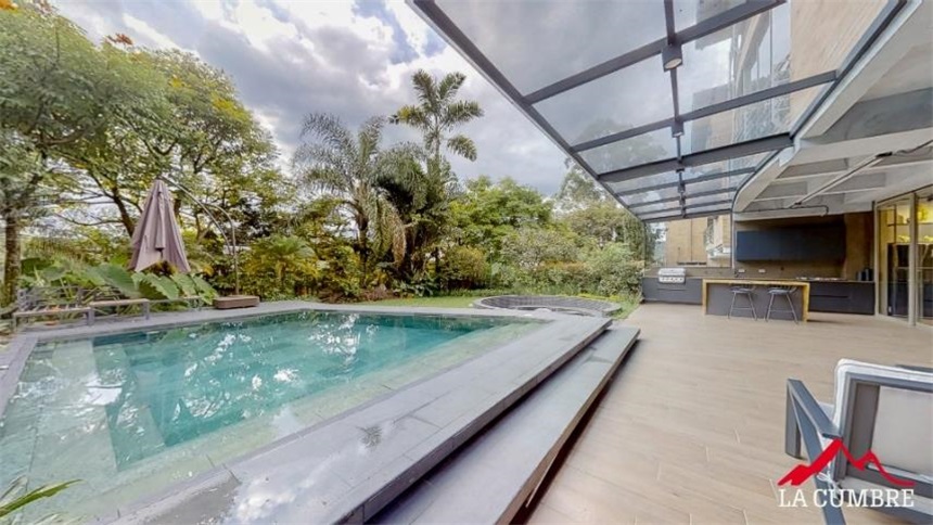 Casa en venta en El Poblado, Medellín 4