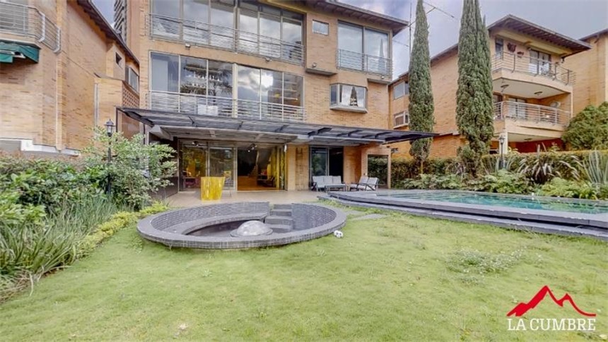 Casa en venta en El Poblado, Medellín 5