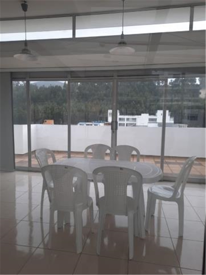 Oficina en Arriendo - Vista 4