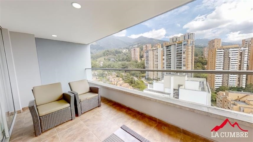 Apartamento de 3 alcobas en arriendo en El Tesoro, Medellín, 130 m² · foto 2 de 8