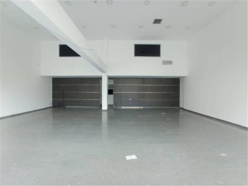 Local en Arriendo - Vista 4