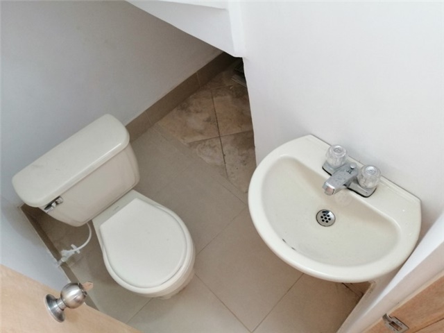 Local en arriendo en Simon Bolivar, Medellín, 25 m² · foto 3 de 7