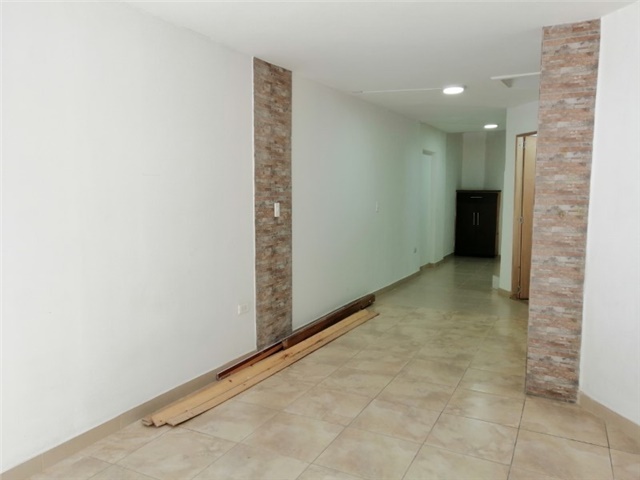 Local en arriendo en Simon Bolivar, Medellín, 25 m² · foto 5 de 7