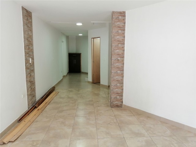 Local en arriendo en Simon Bolivar, Medellín, 25 m² · foto 6 de 7