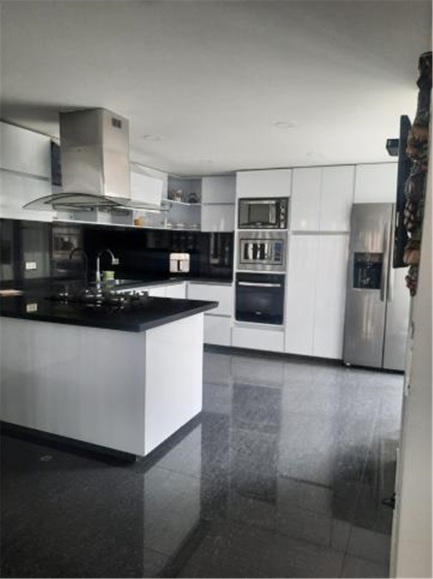 Casa de 8 alcobas en arriendo en San Ignacio, Pasto, 350 m² · foto 9 de 15