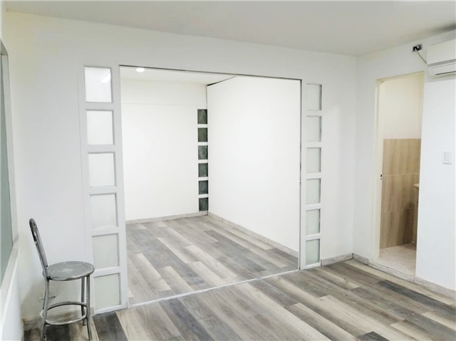 Oficina en arriendo en El Poblado, Medellín, 33 m² · foto 2 de 11
