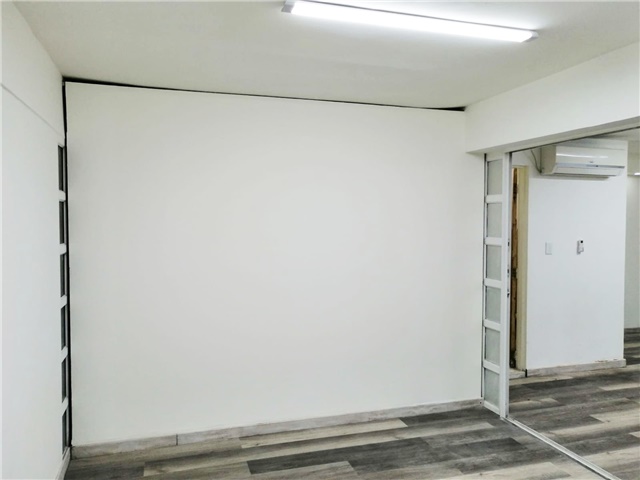 Oficina en arriendo en El Poblado, Medellín, 33 m² · foto 5 de 11