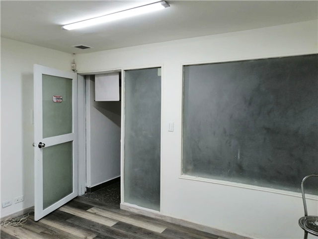 Oficina en arriendo en El Poblado, Medellín, 33 m² · foto 8 de 11