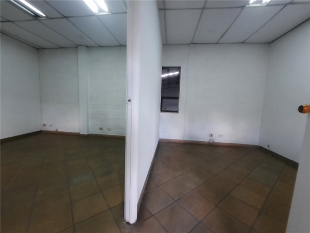 Oficina en Arriendo – další