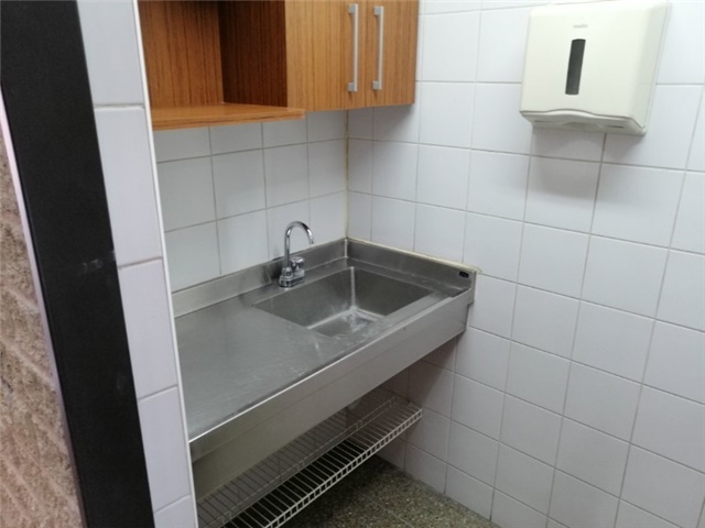 Local en Arriendo - Vista 2