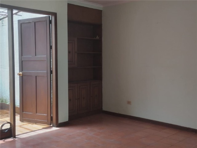 Casa de 1 alcoba en arriendo en Belén Rosales, Medellín, 330 m² · foto 11 de 16