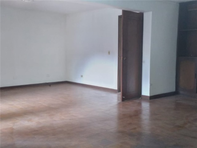 Casa de 1 alcoba en arriendo en Belén Rosales, Medellín, 330 m² · foto 16 de 16