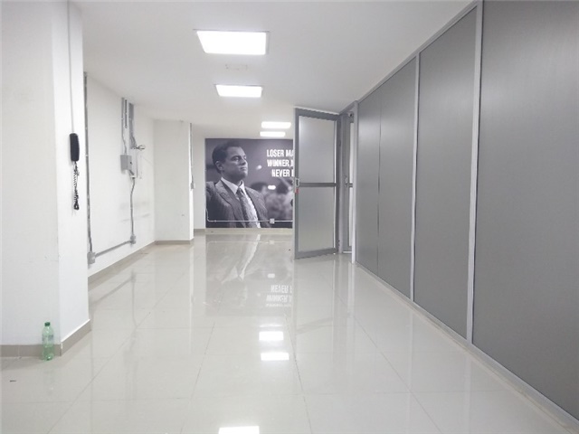 Oficina en arriendo en Suramericana, Medellín, 200 m² · foto 7 de 11