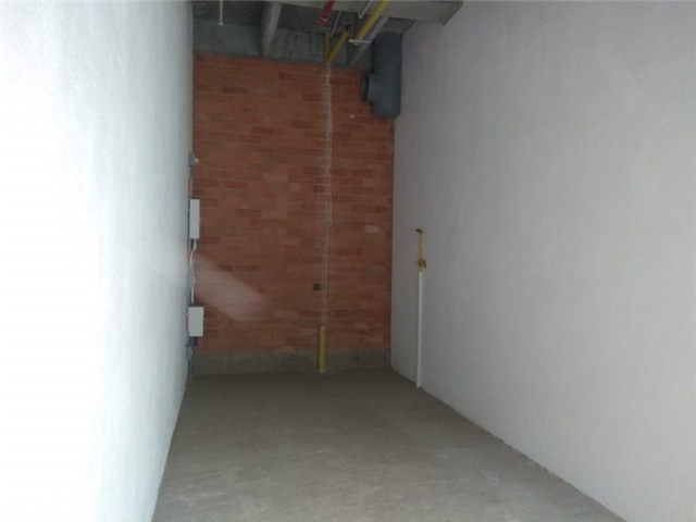 Local en arriendo en Bombona No.1, Medellín, 20 m² · foto 3 de 5