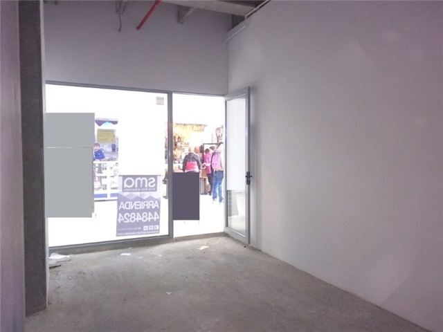 Local en arriendo en Bombona No.1, Medellín, 21 m² · foto 3 de 4