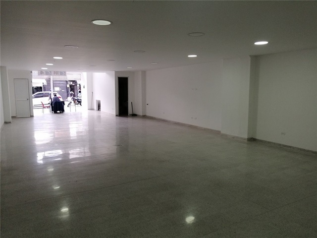 Local en Arriendo - Vaade 3