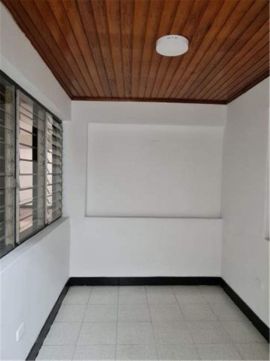 Local en Arriendo - Vista 6