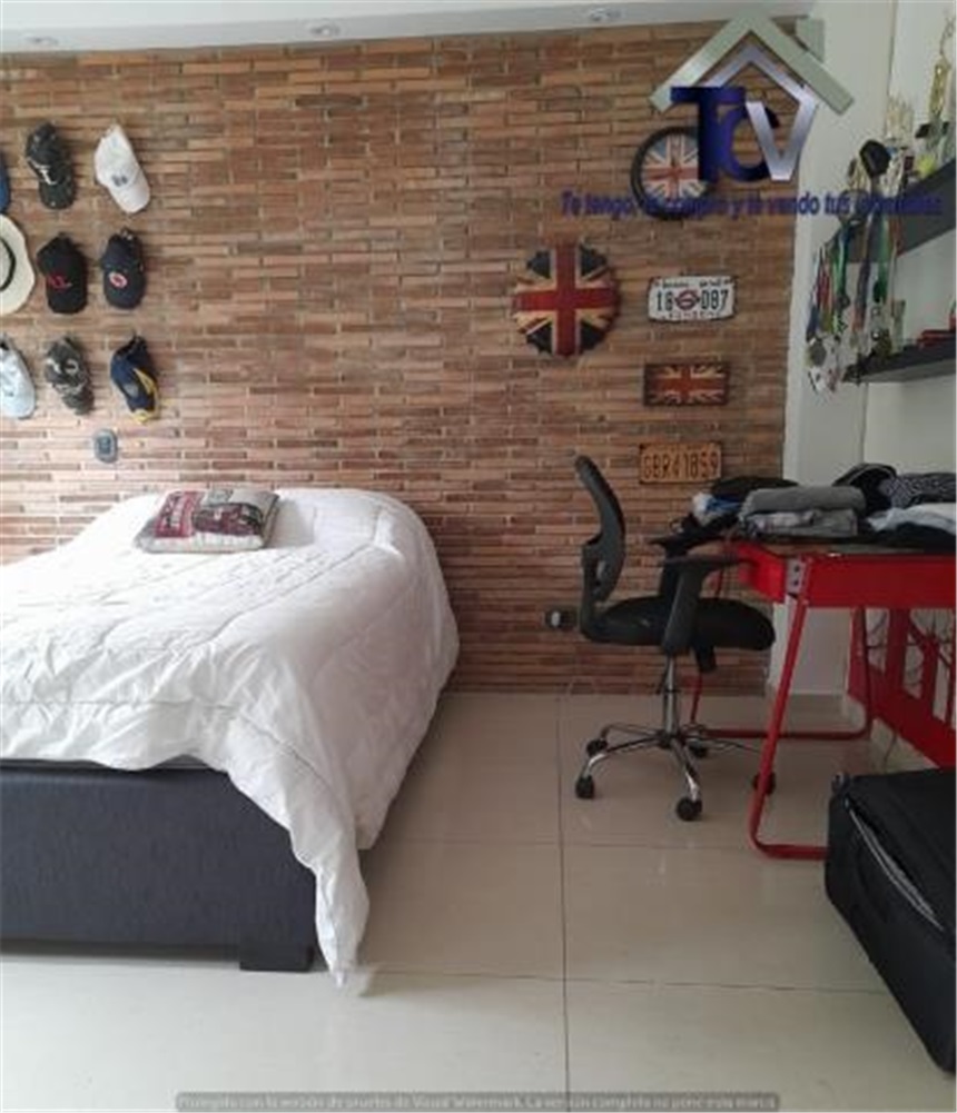 Casa de 5 alcobas en venta en Casco Antiguo - Floridablanca, Floridablanca, 424 m² · foto 10 de 24