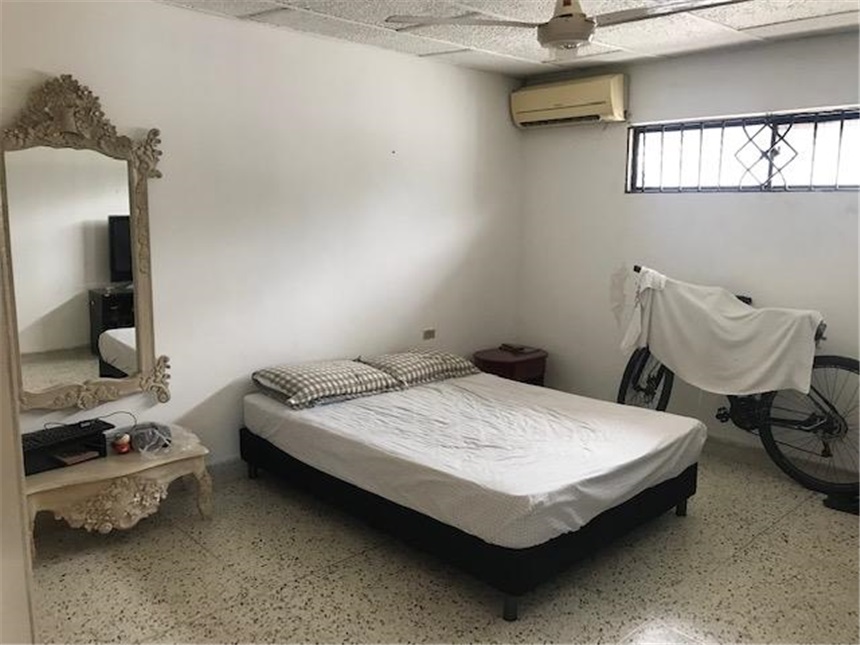 Casa en Venta – další