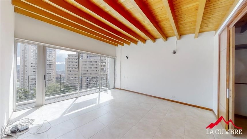 Casa de 4 alcobas en venta en El Poblado, Medellín, 191 m² · foto 11 de 12
