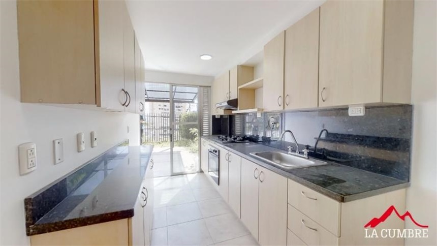 Casa de 4 alcobas en venta en El Poblado, Medellín, 191 m² · foto 5 de 12