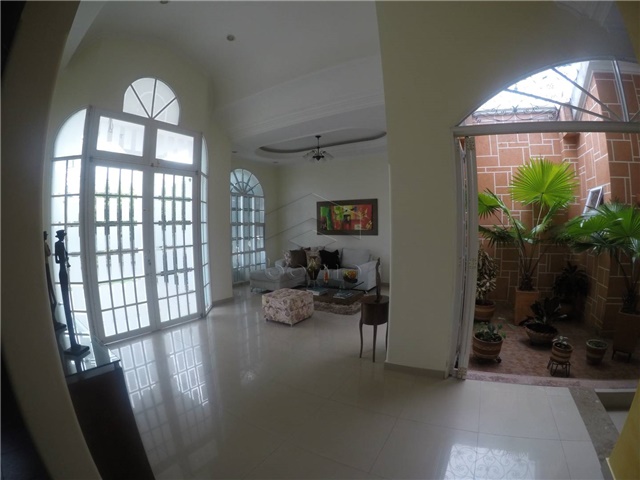 Casa en venta en La Castellana, Montería · foto 3 de 24
