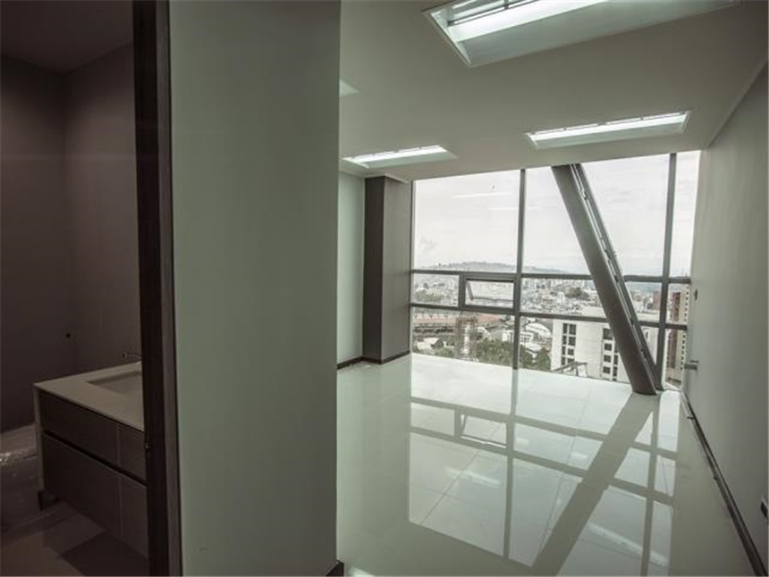 Consultorio en venta en Cable, Manizales, 324 m² · foto 12 de 20