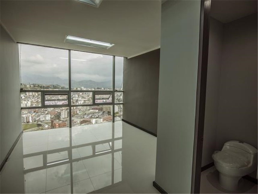 Consultorio en venta en Cable, Manizales, 324 m² · foto 16 de 20