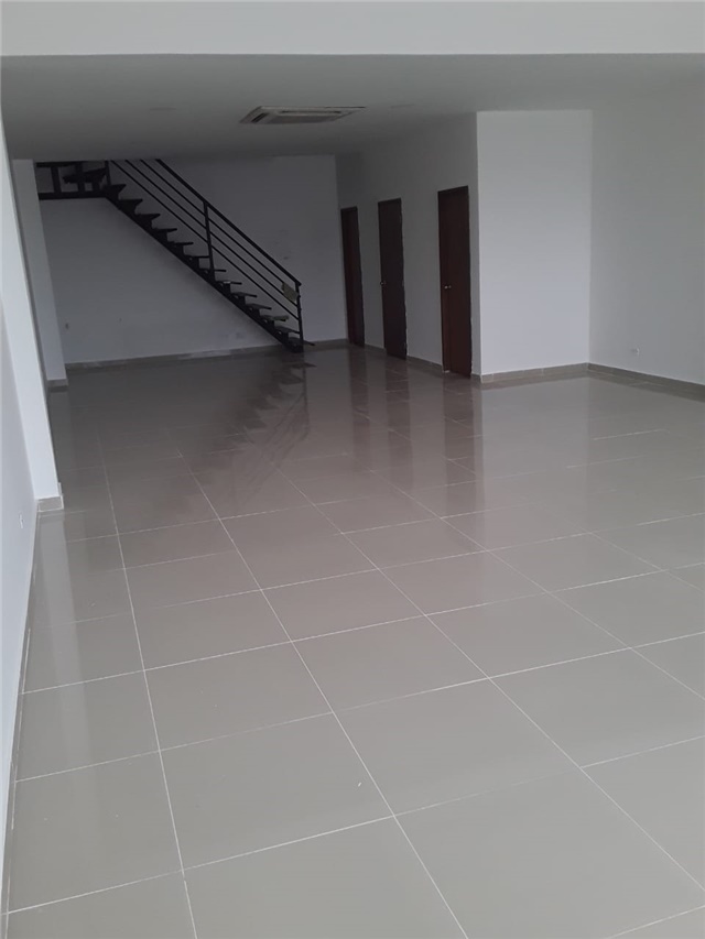 Local en Arriendo - Vista 5
