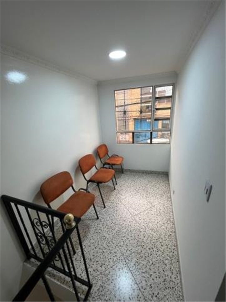 Oficina en Arriendo - Más