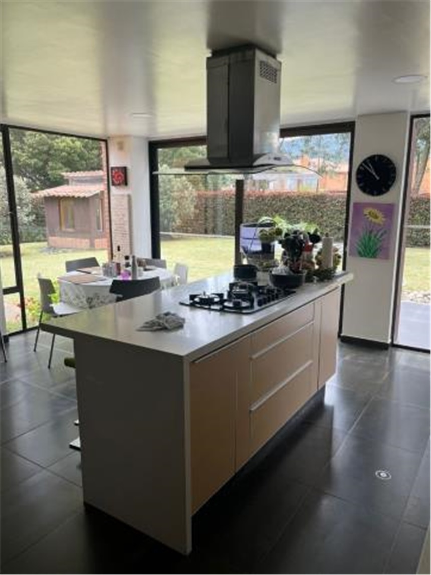 Casa en venta en Guaymaral, Bogotá · foto 6 de 24