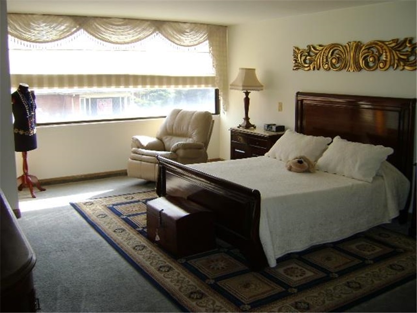 Apartamento en venta en Santa Barbara, Bogotá · foto 8 de 24