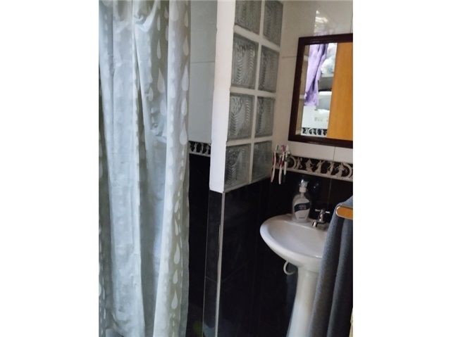 Casa en venta en Engativá, Bogotá · foto 3 de 12