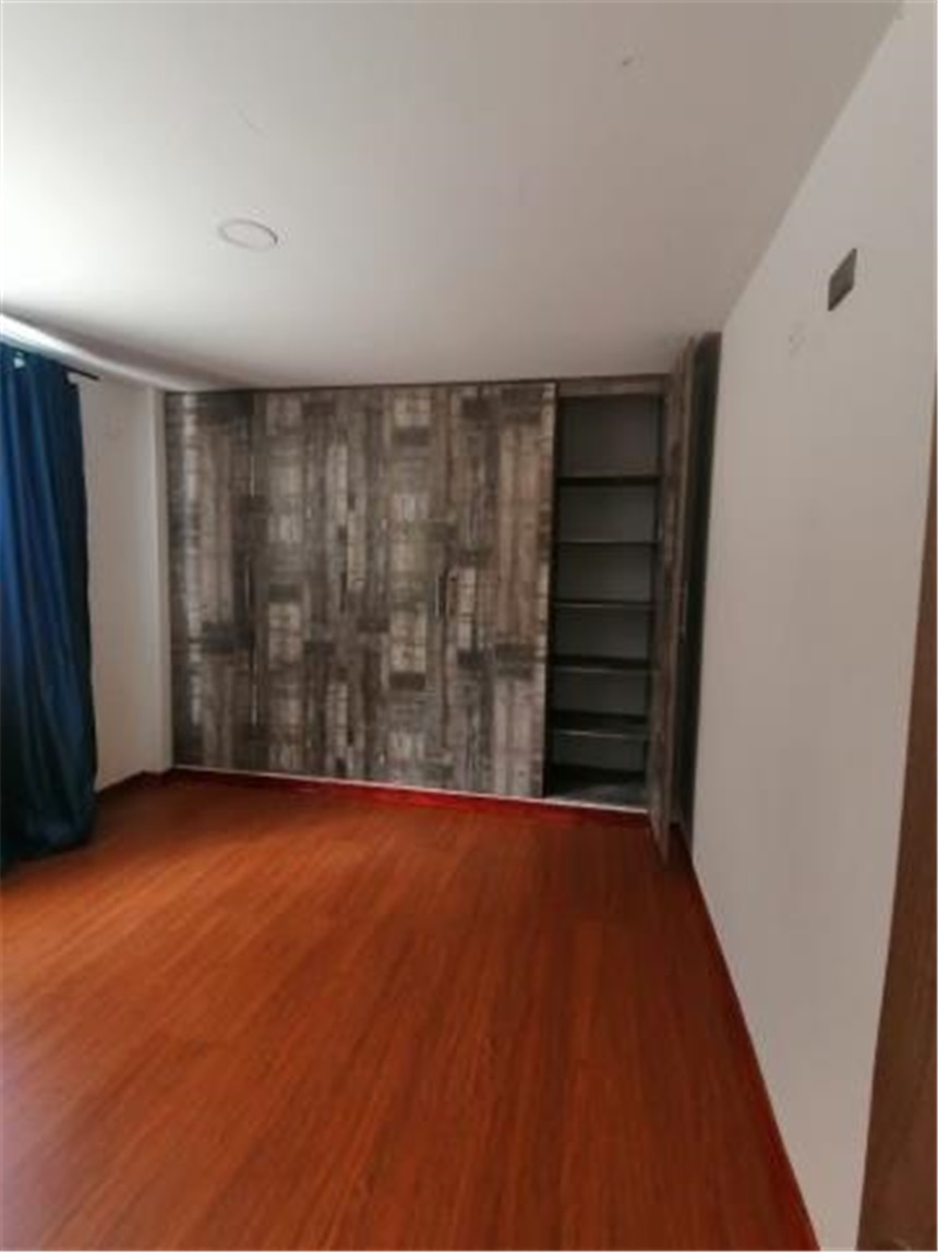 Casa de 5 alcobas en venta en Morasurco, Pasto, 170 m² · foto 4 de 8